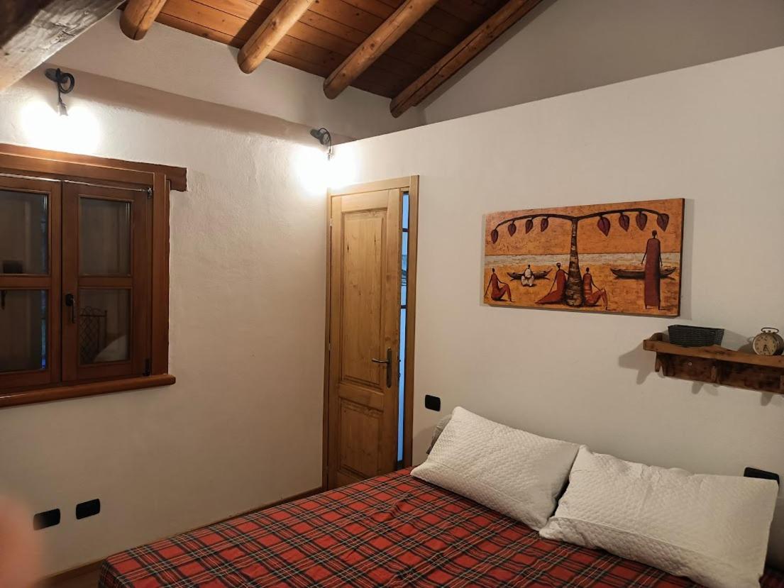Rosina House E Chalet Colico Esterno foto